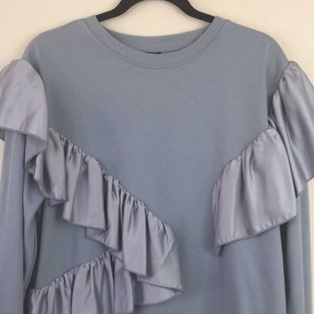 TOPSHOP Gray Ruffle Sweatshirt - Picture 3 of 5